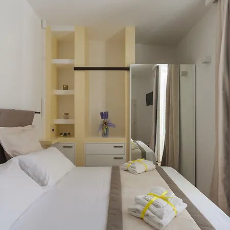 Dimora Pietrabianca モノーポリ