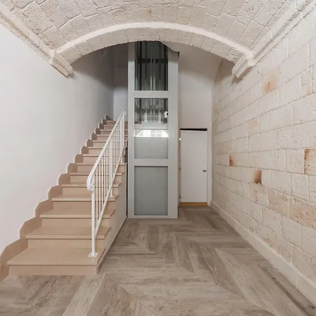 Dimora Pietrabianca 4* Монополи