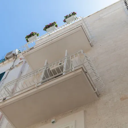 ゲストハウス Dimora Pietrabianca 4*