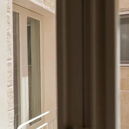 Dimora Pietrabianca Гостевой дом 4*