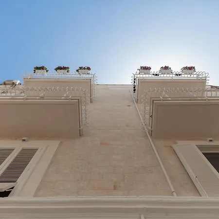 ゲストハウス Dimora Pietrabianca 4*